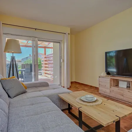 Anovi 1 - Haus Mit Zwei Schlafzimmern By Interhome