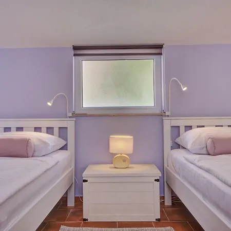 別荘 Anovi 1 - Haus Mit Zwei Schlafzimmern By Interhome *